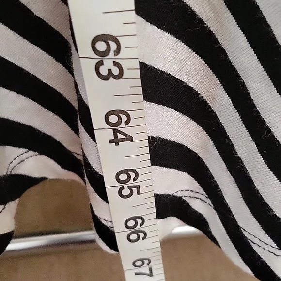 Bebe maxi chevron stripes dress, size Medium beige and black. - Picture 3 of 7